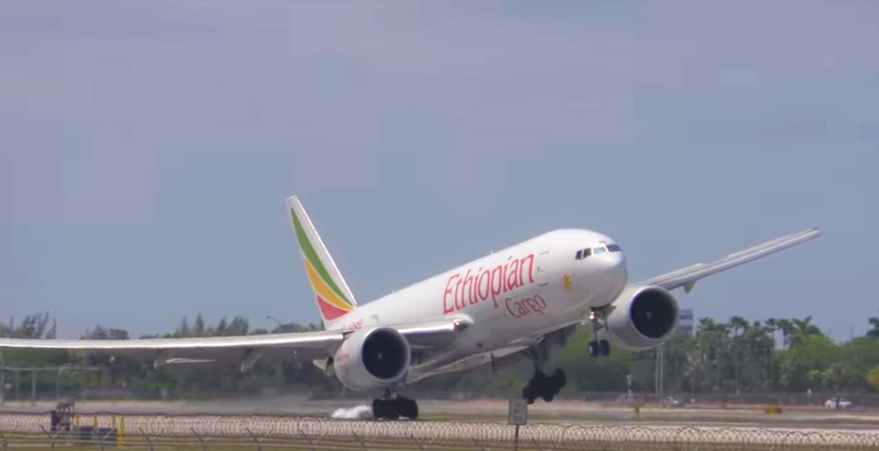 5.5 years  old   Ethiopian  B777   Freighter  makes  a  thrilling  Hard Landing  at  Miami Int'l Airport  !